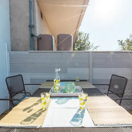 Lägenhet T3 Avec Terrasse & Jardin Proche De La Gare Alfred Musset